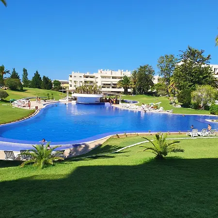Apartamento Ensoleillé Balcon Et Piscine, Proche Plages *